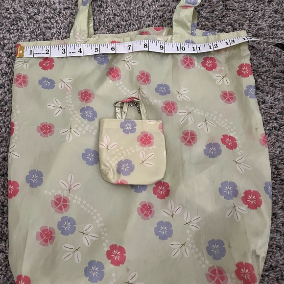 Plastic grocery bag with cute miniature bag - Picture 6 of 6